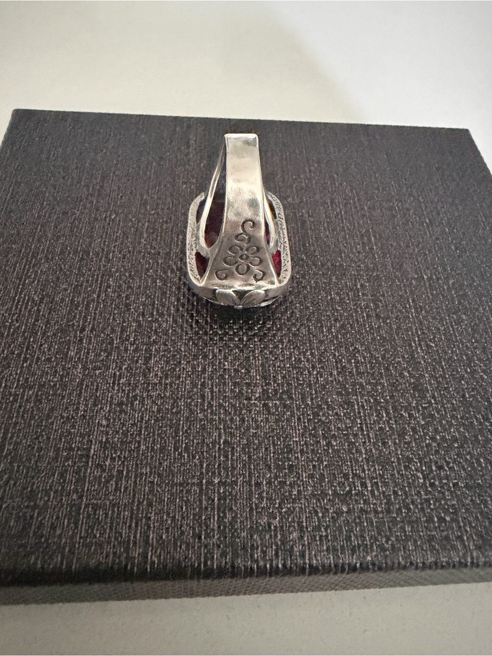 Silpada Sterling Raspberry Berry Licious Ring with pink stone. Size: 7 Retired - Picture 2 of 5